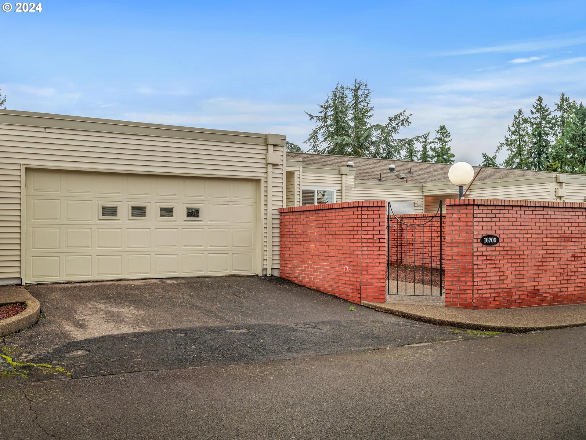 16700 SW MONACO LN Portland Home Listings - The Rob Levy Team Real Estate