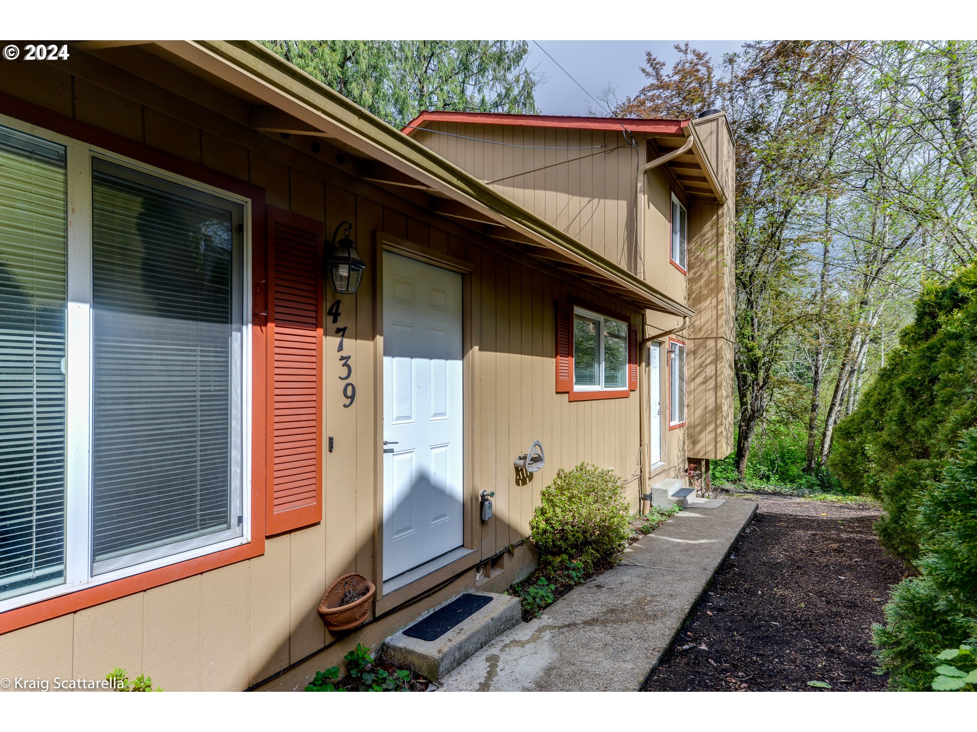 4739 SW BEAVERTON HILLSDALE HWY Portland Home Listings - The Rob Levy Team Real Estate